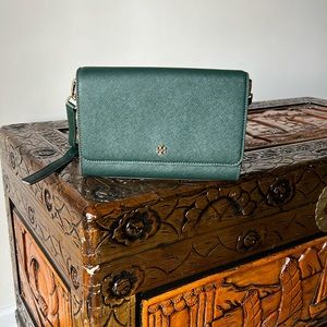 Tory Burch Wallet Bag